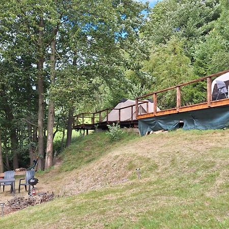 Готель Glamping Roznov Рожнов-под-Радгоштєм Екстер'єр фото